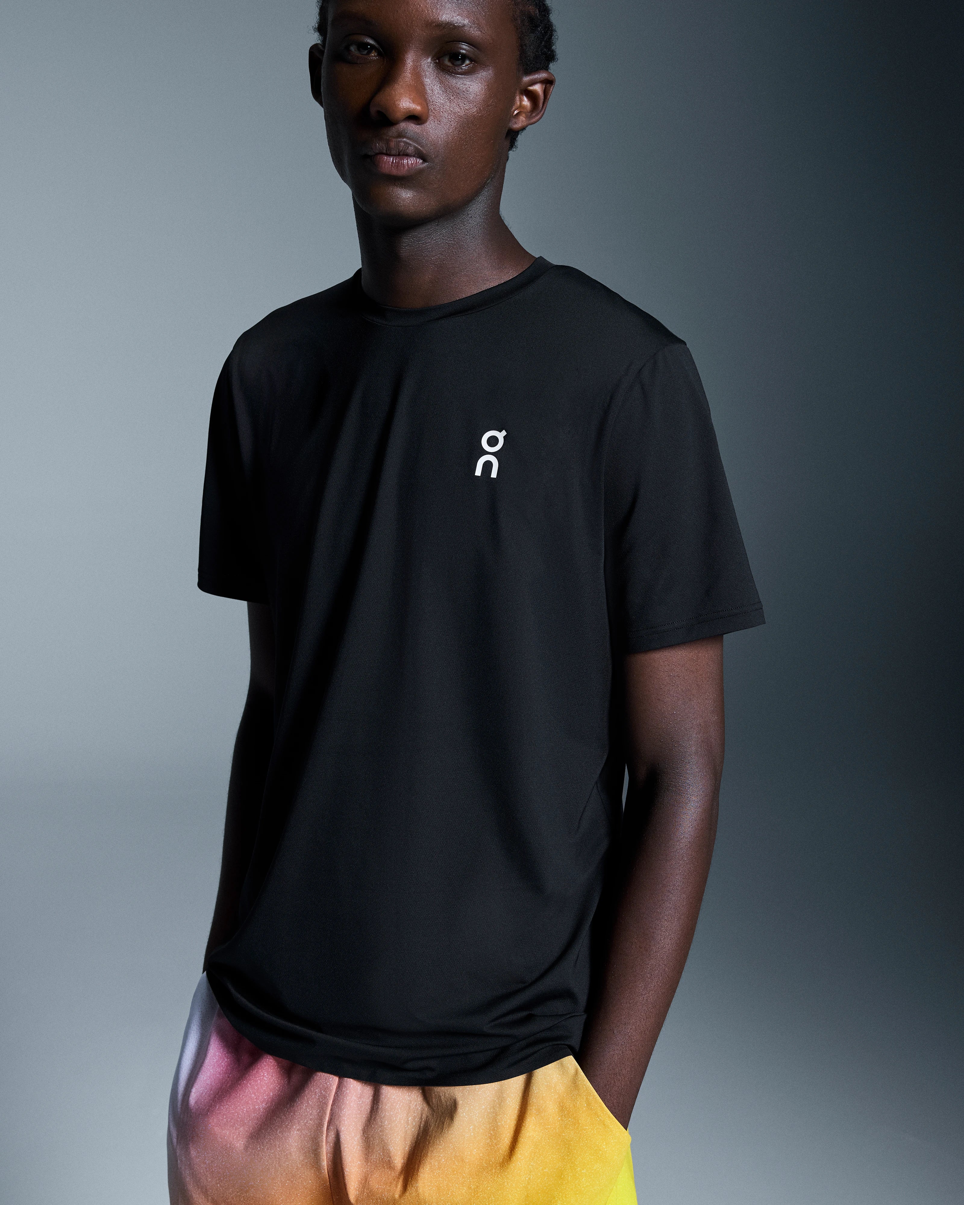 Court-T - Black